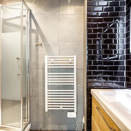 Guestready - De Charme Pres De La Tour Eiffel Apartment